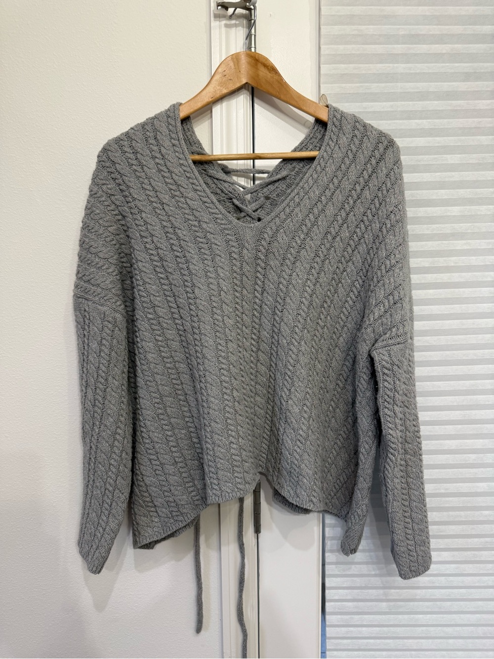 POL Gray Cable-Knit V-Neck Sweater with Back Crisscross